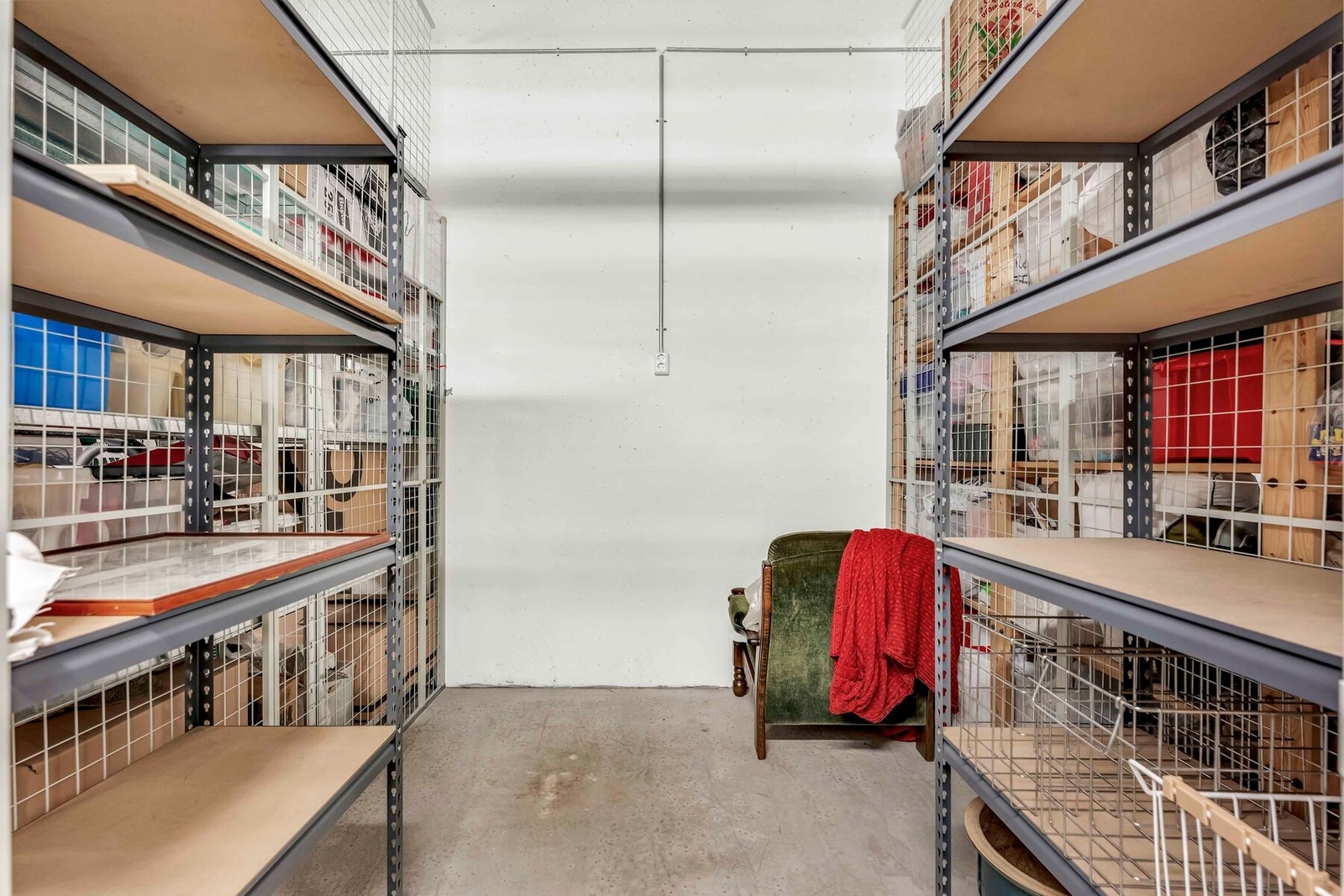 Praktisk bod i kjelleren. Galleribilde