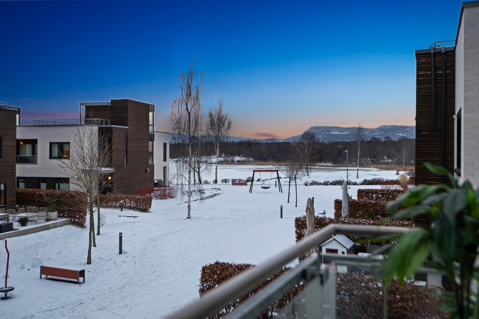 Magisk kveldsstemning og fllott utsikt. Galleribilde