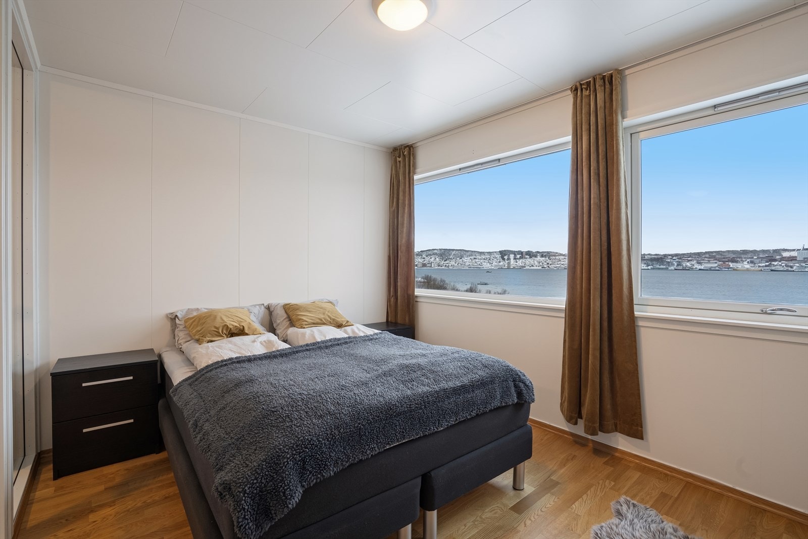 Soverommet. Galleribilde