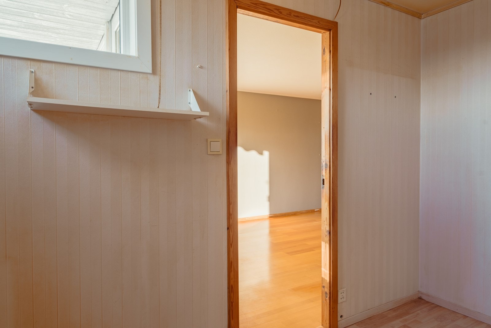 Også dette rommet har godt med naturlig lys. Galleribilde