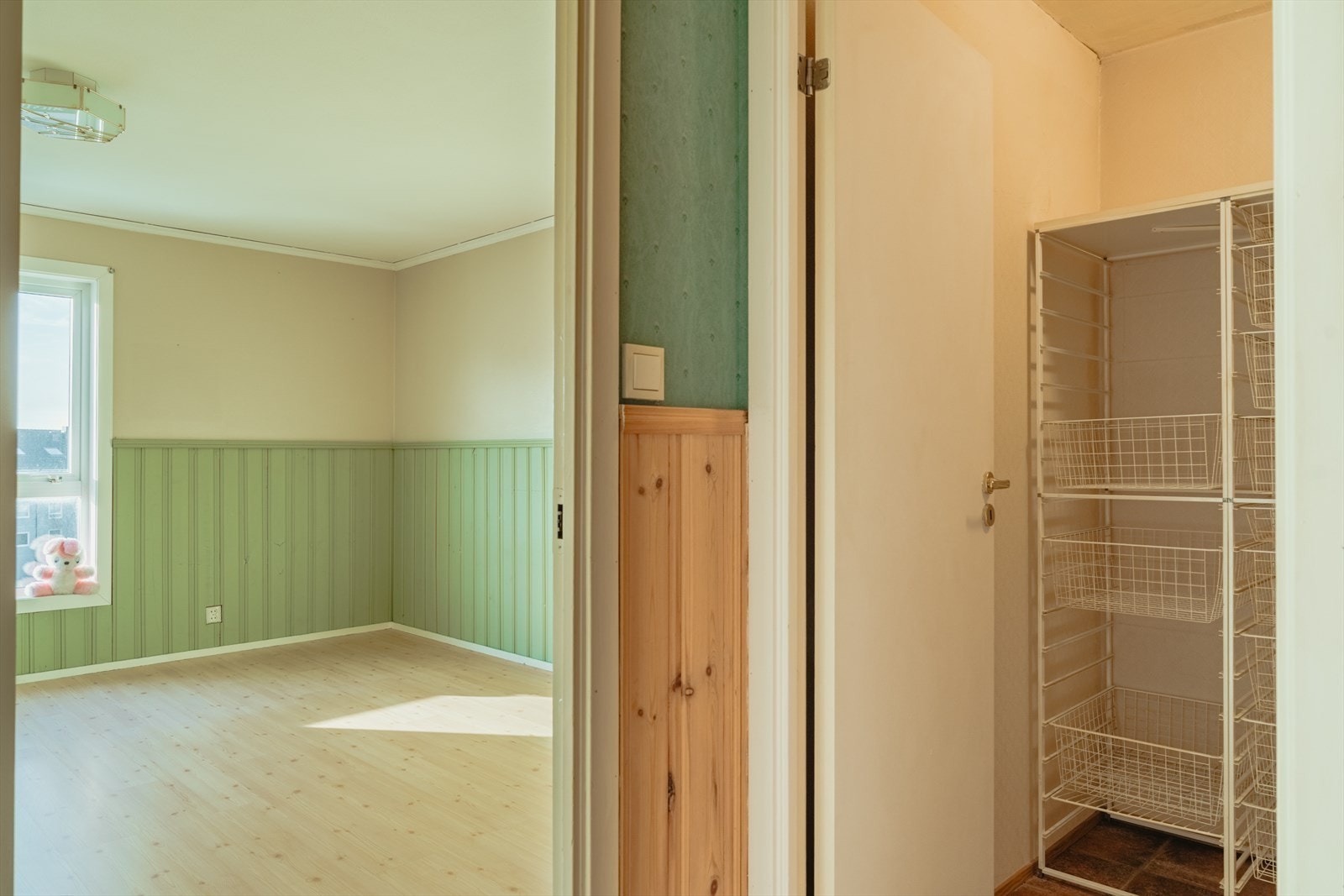 I etasjen finnes det også bod for praktisk oppbevaring. Galleribilde