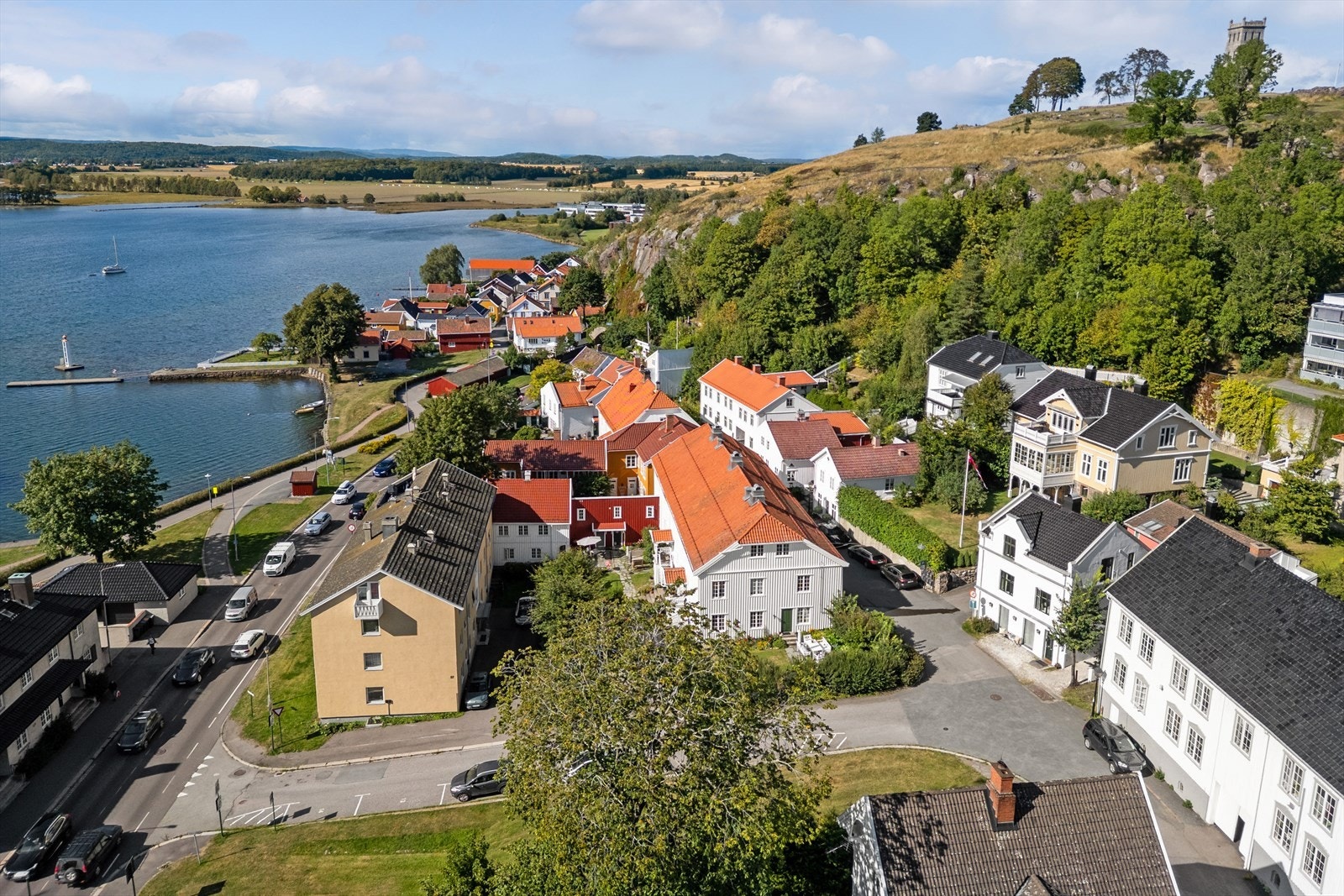 Fra eiendommen med omgivelsene Galleribilde