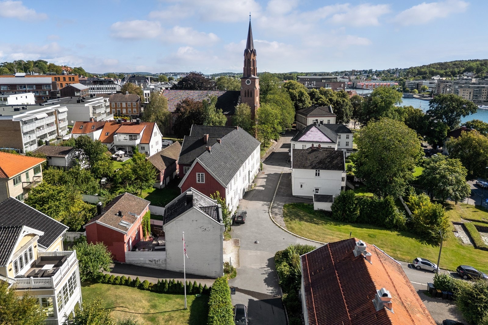 Mot domkirken Galleribilde