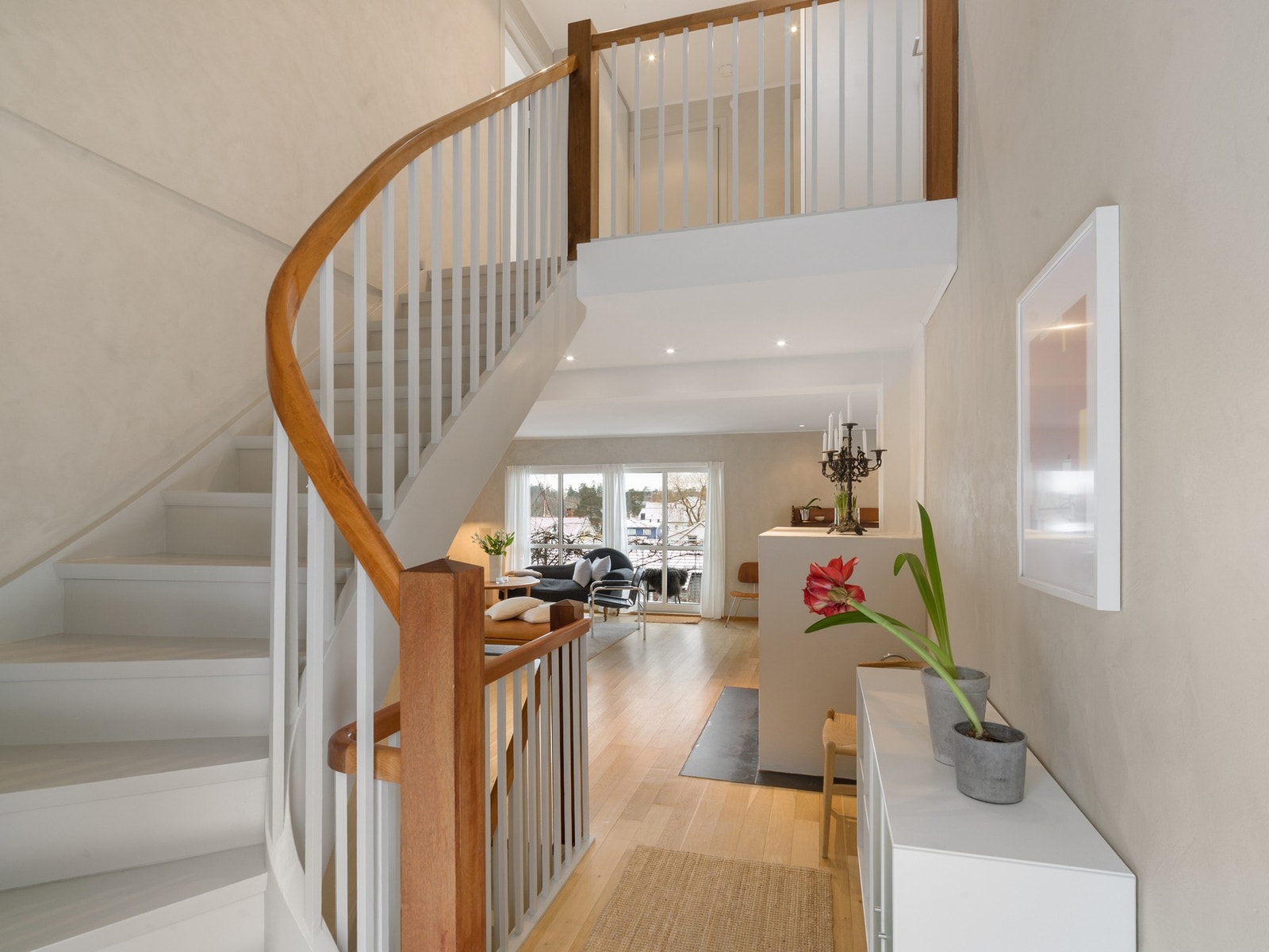 Trapp mellom 2. og 3. etasje. Galleribilde