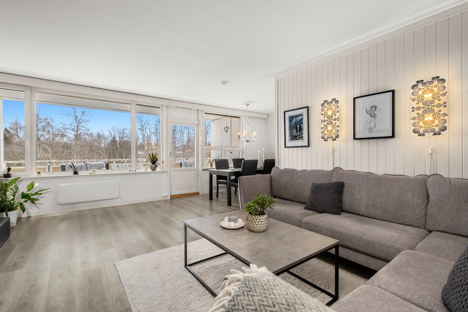 Elisabet Aass v/ EiendomsMegler 1 har gleden av å presentere Saupstadringen 79B! Foto: Interiørfoto, Michael Eid. Galleribilde