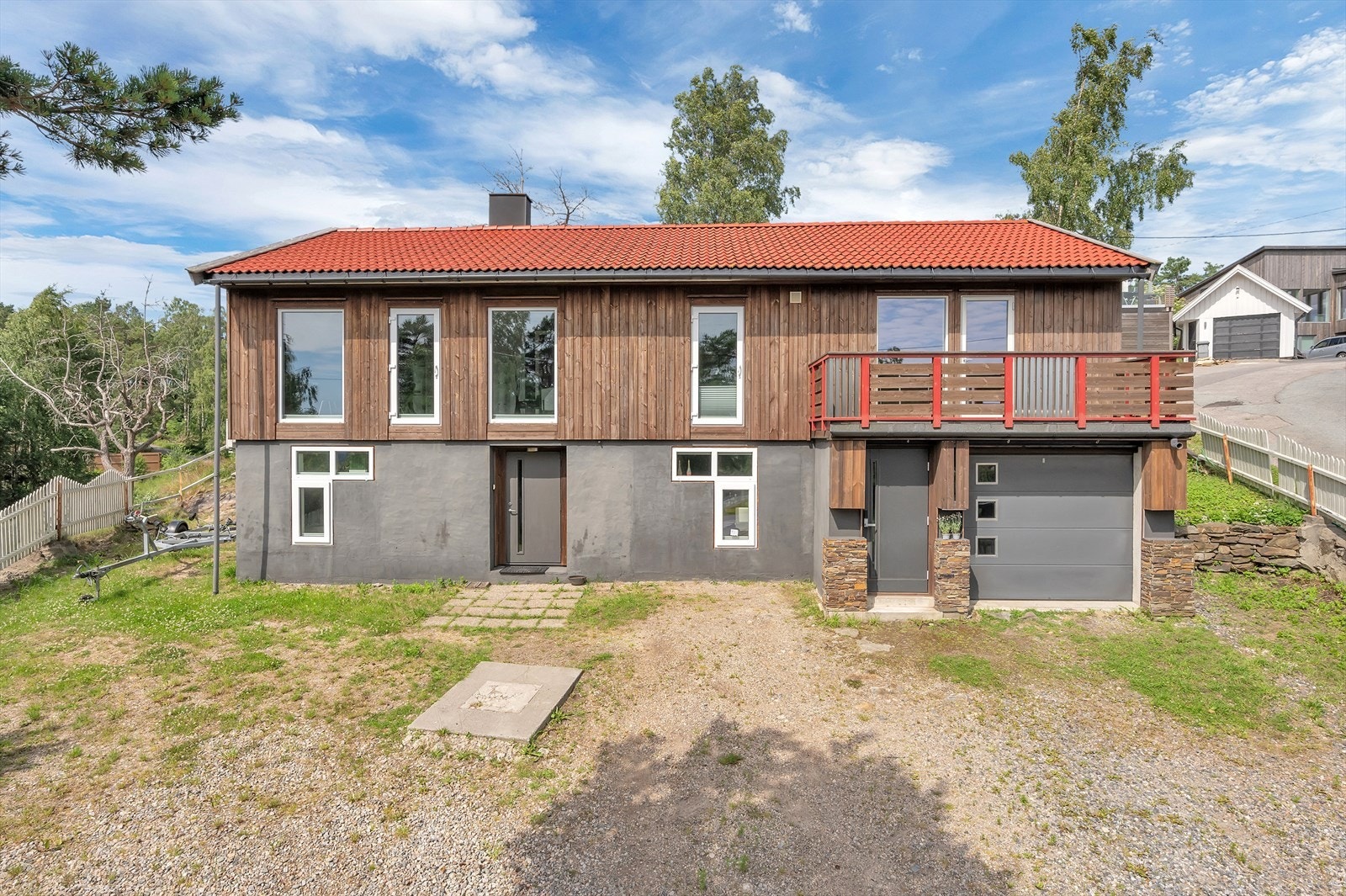 Velkommen til Parkveien 1! Ta kontakt med megler ved spørsmål om boligen. Galleribilde