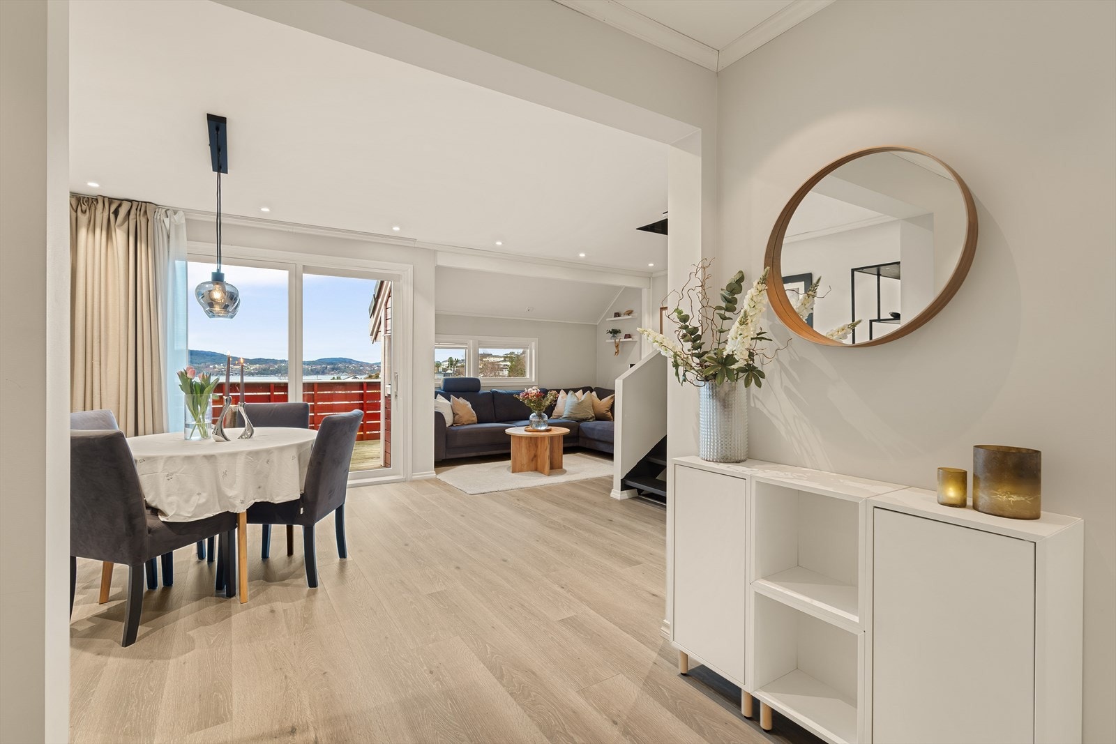 Velkommen til Morvikbotn 142! Presentert av Camilla Sørensen - Eiendomsmegler Norge Galleribilde