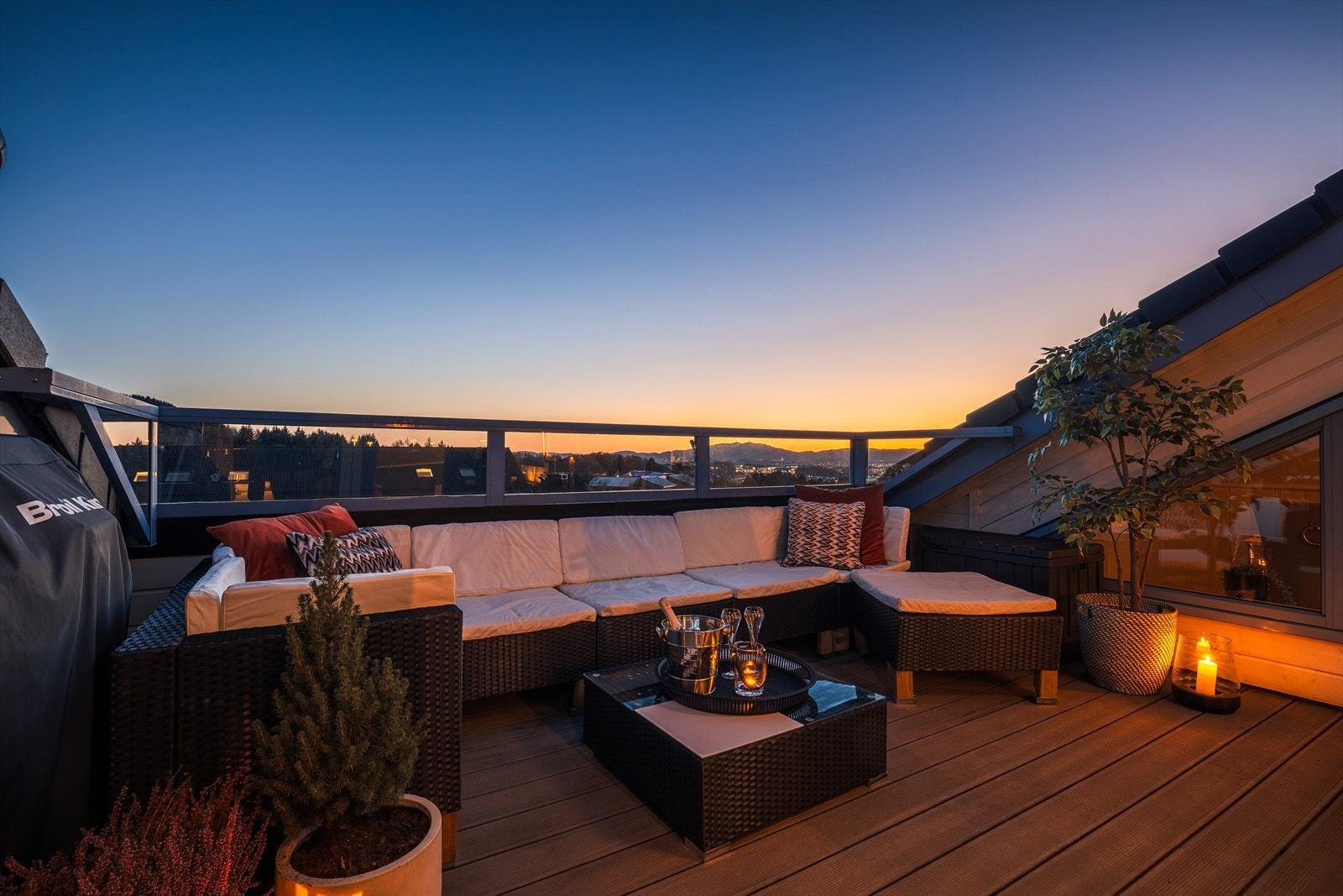 Velkommen til Olsvikåsen 27 - Presentert av Åsmund Kvamme - Fana Sparebank Eiendom Galleribilde