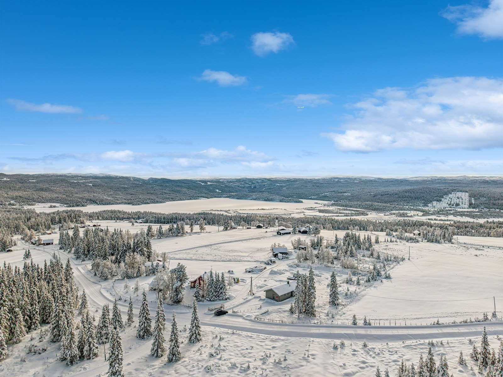 Vakre Tisleidalen er kjent for sine fantastiske turmuligheter og varierte naturopplevelser året rundt. Galleribilde