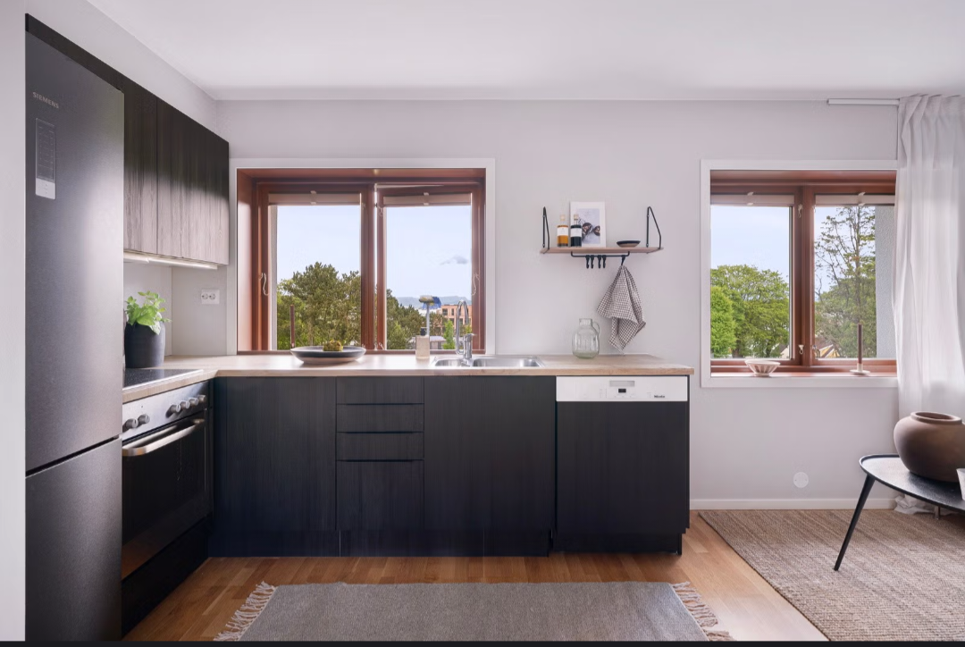 En stilig og gjennomført 2-roms selveier i 3. etasje Galleribilde