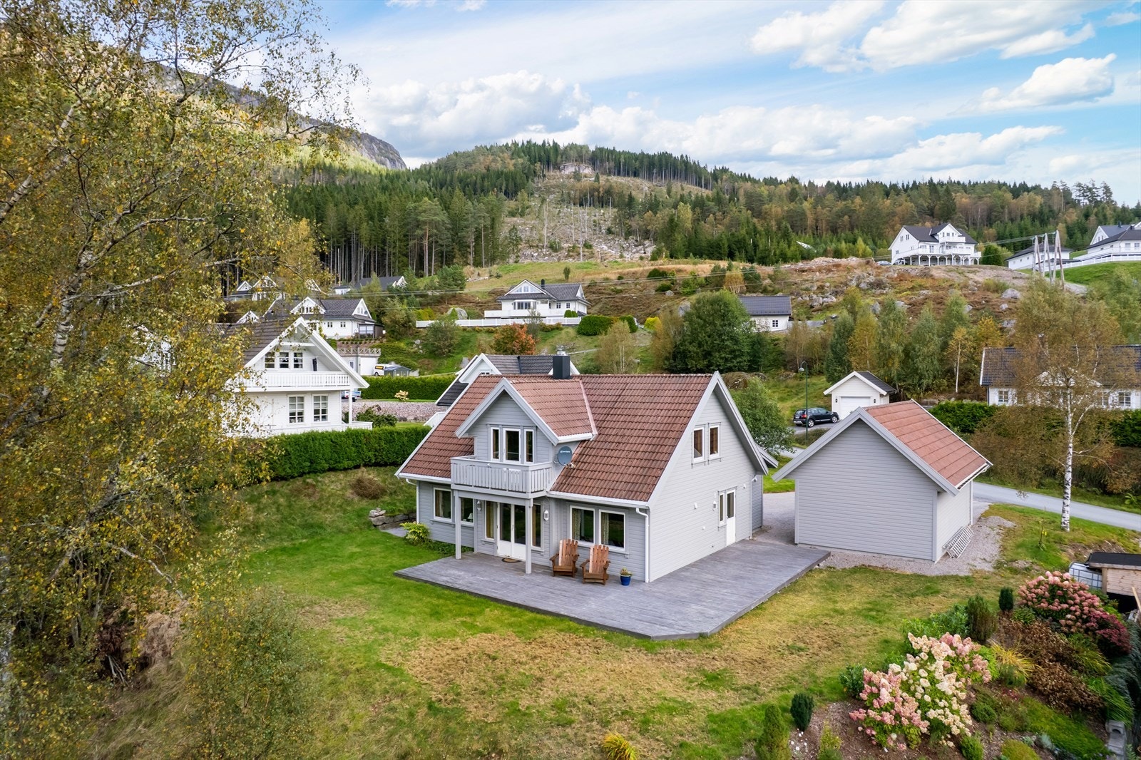 Velkommen til en familievennlig og praktisk eiendom med flott beliggenhet, foto v/fotograf Anne Rakel Haaland Galleribilde