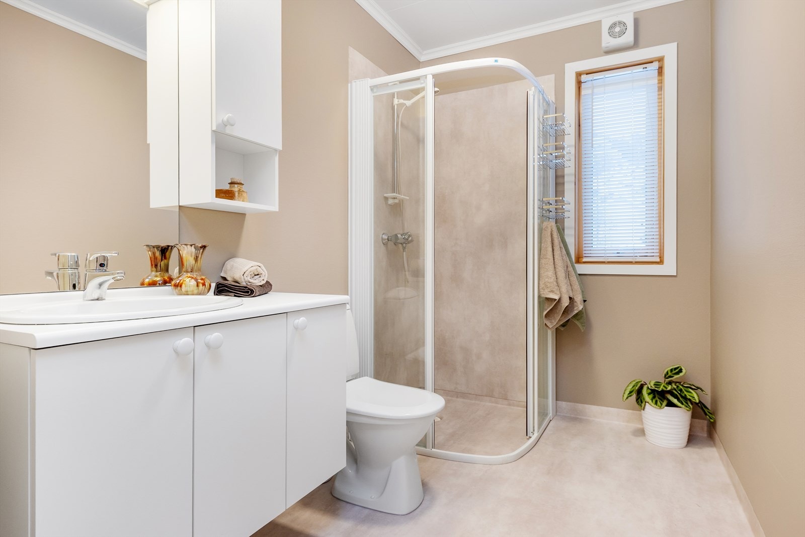 Bad i 1. etg. er nylig utbedret Galleribilde