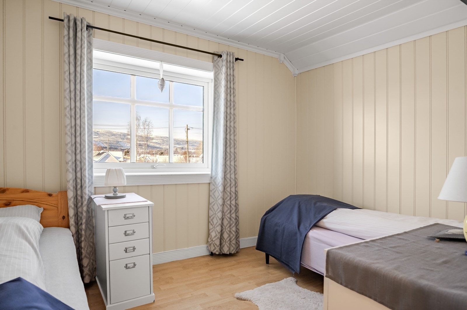 Soverom 3 er et lyst og fint rom som passer perfekt som barnerom, gjesterom eller kontor. Galleribilde