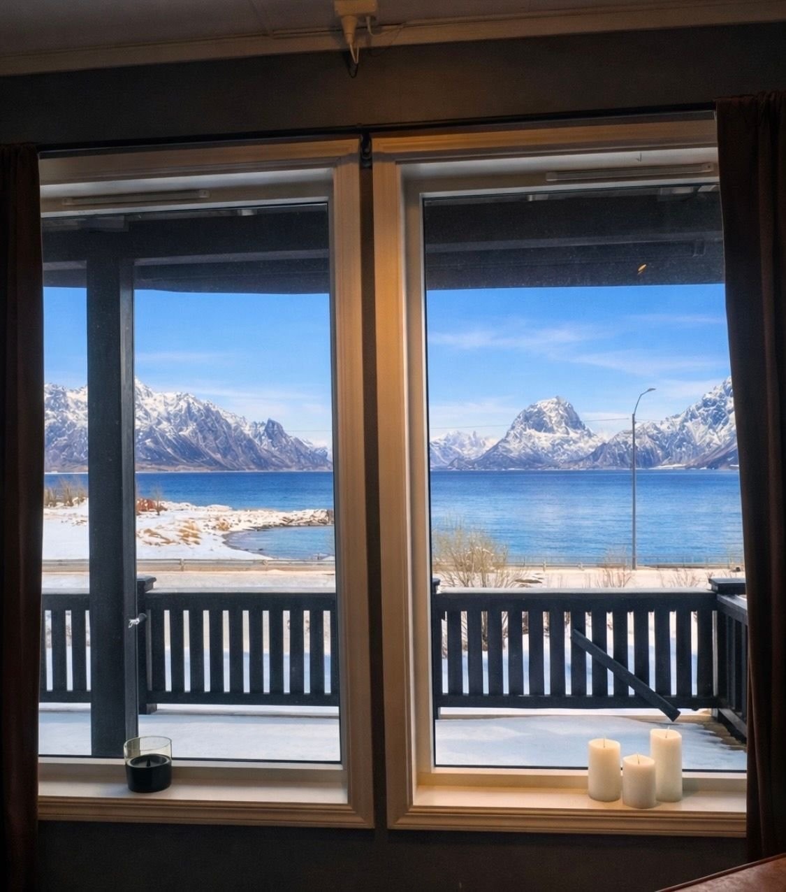 Gode vindusflater gir godt med lysinnslipp og lar deg nyte den gode utsikten. Galleribilde