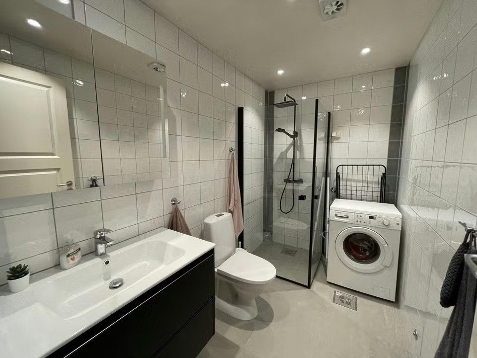 Romslig bad Galleribilde