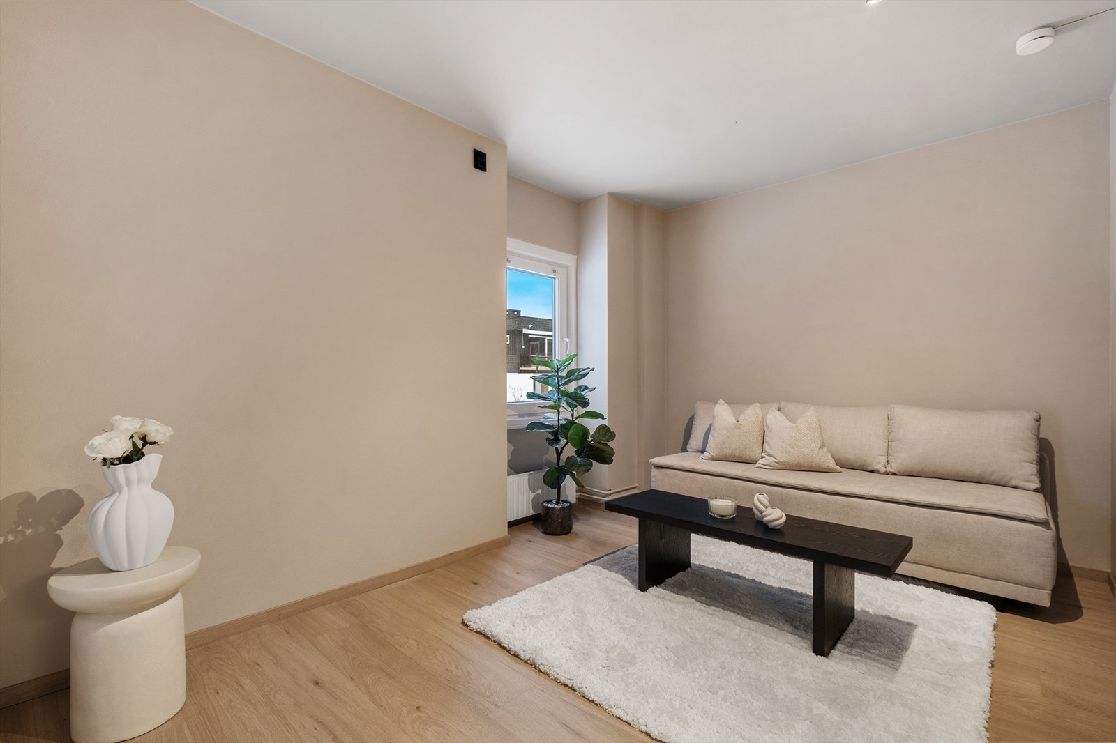 Leiligheten ligger i 1. etasje og har et bruksareal på 19 m² - perfekt bolig for førstegangskjøp eller for en pendler! Galleribilde