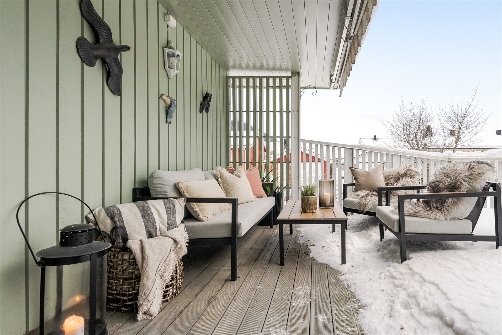 Terrassen er på 23 kvm. Galleribilde