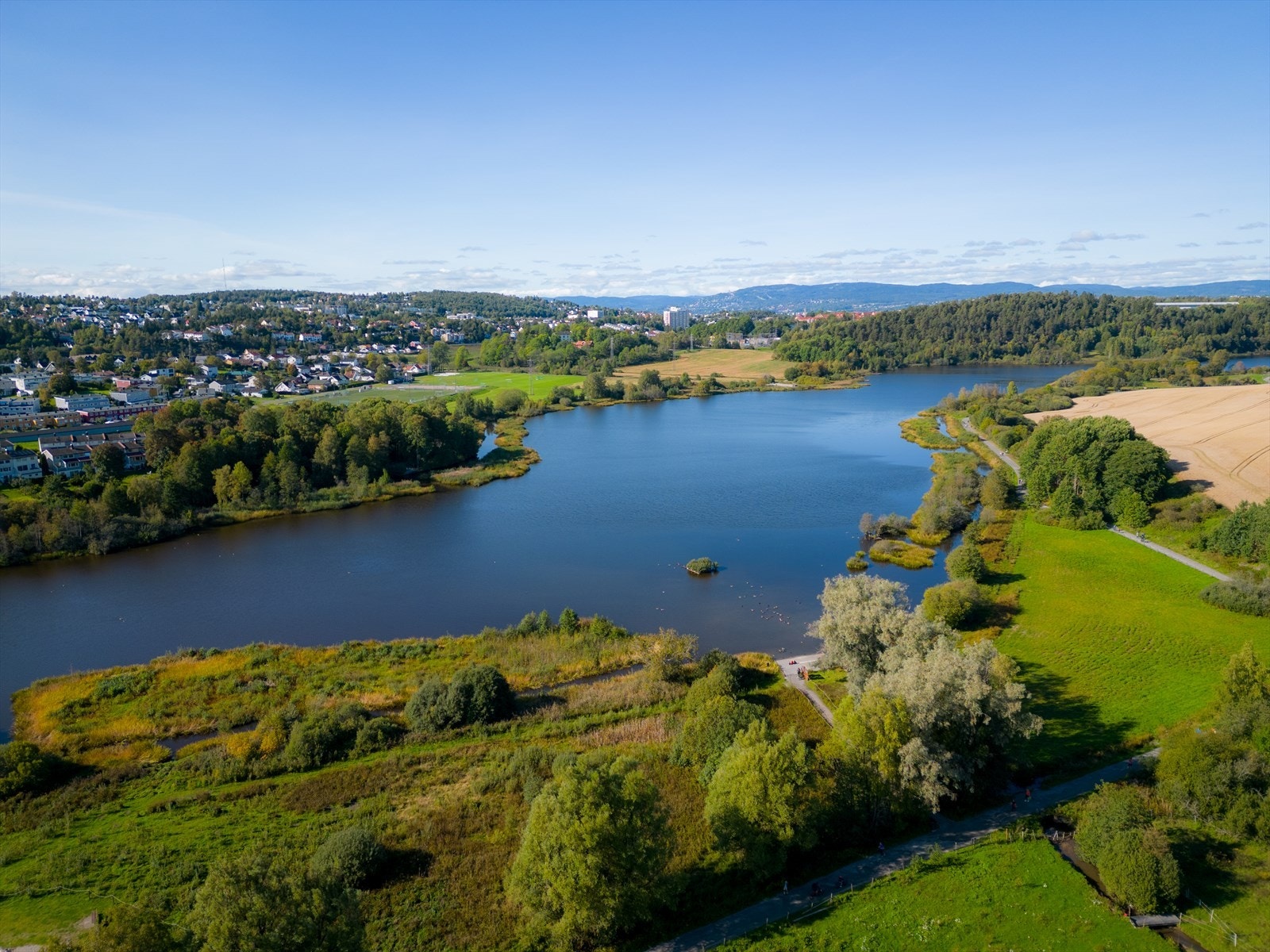 Vakre og idylliske Østensjøvannet. Galleribilde