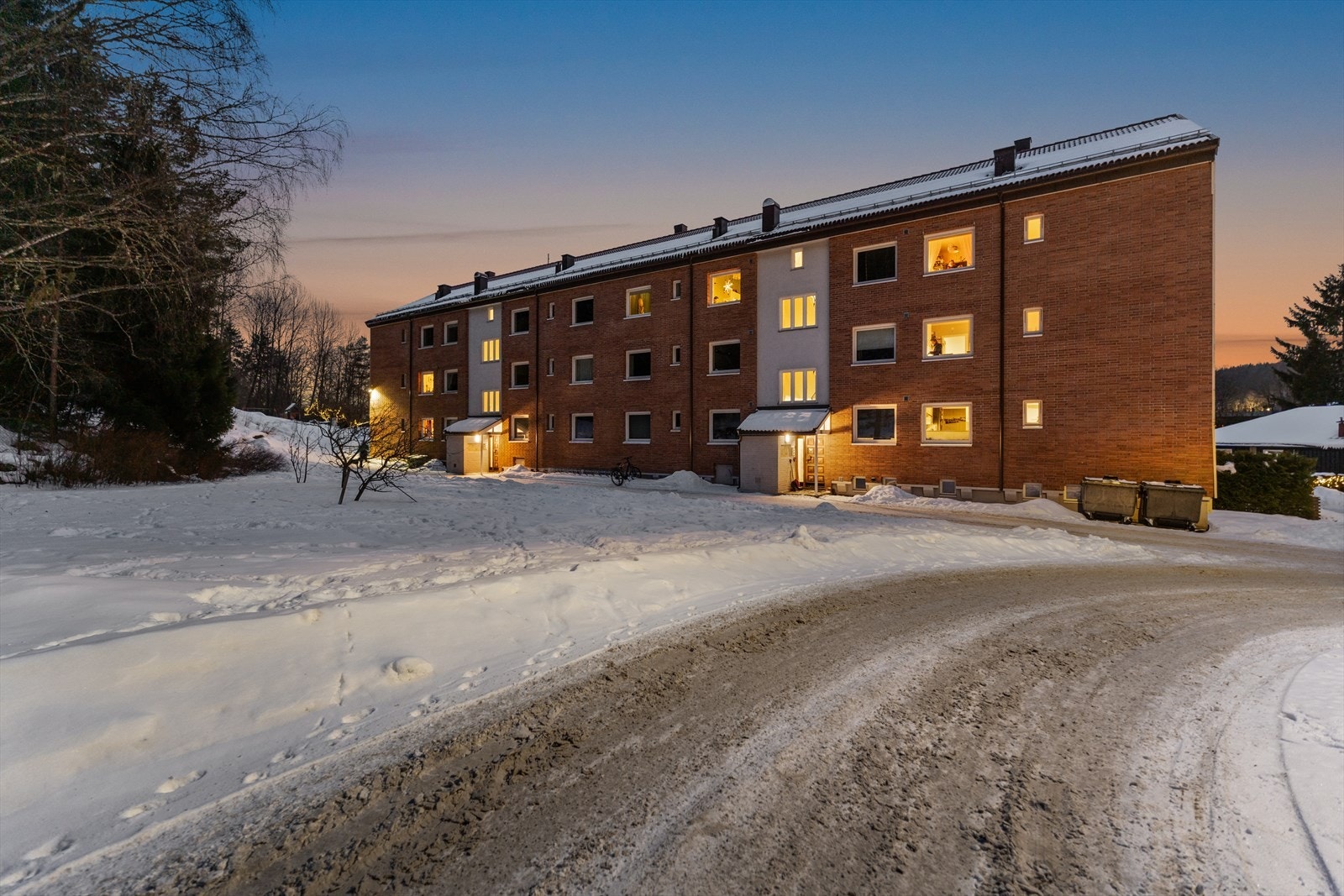 Her bor du i rolige og idylliske omgivelser, helt innerst i en blindvei. Galleribilde