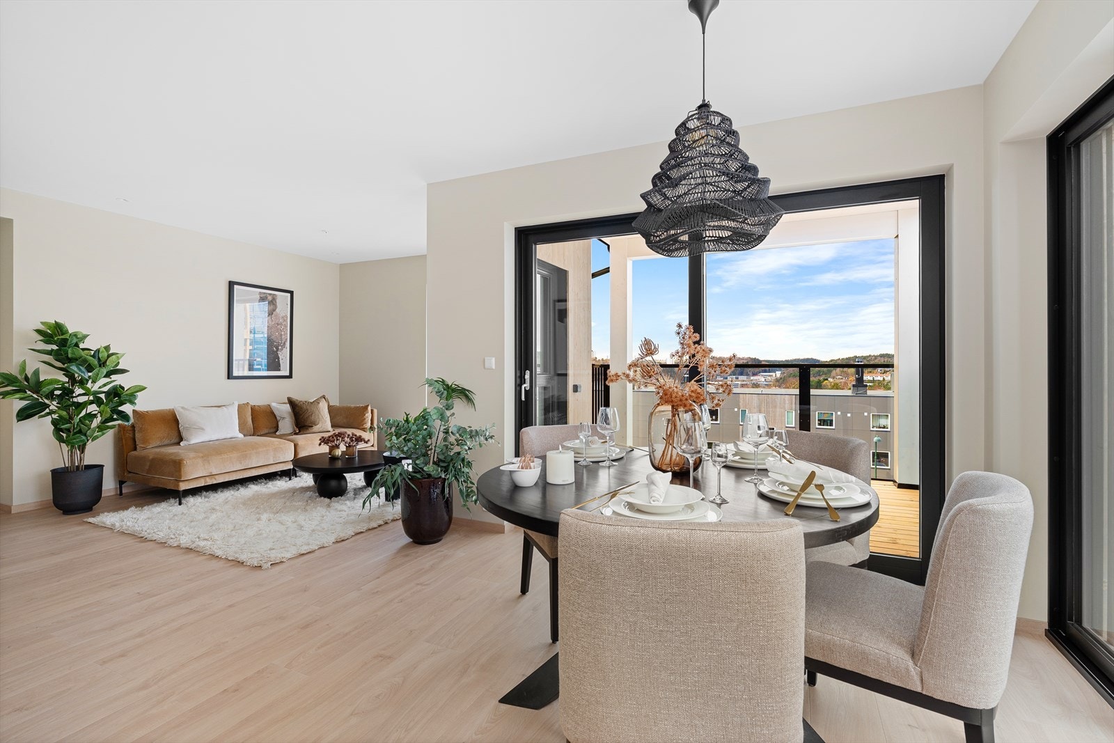 Leiligheten varmes opp med vannbårengulvarme. Galleribilde