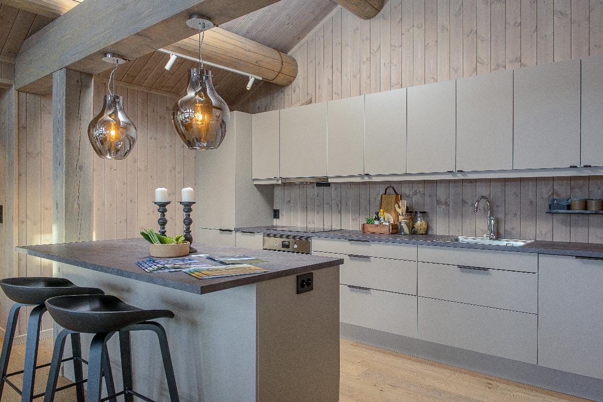 interiørbilde er fra en annen hyttemodell Galleribilde