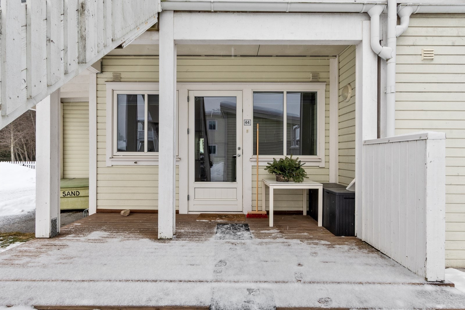 Inngangsparti / terrasse Galleribilde