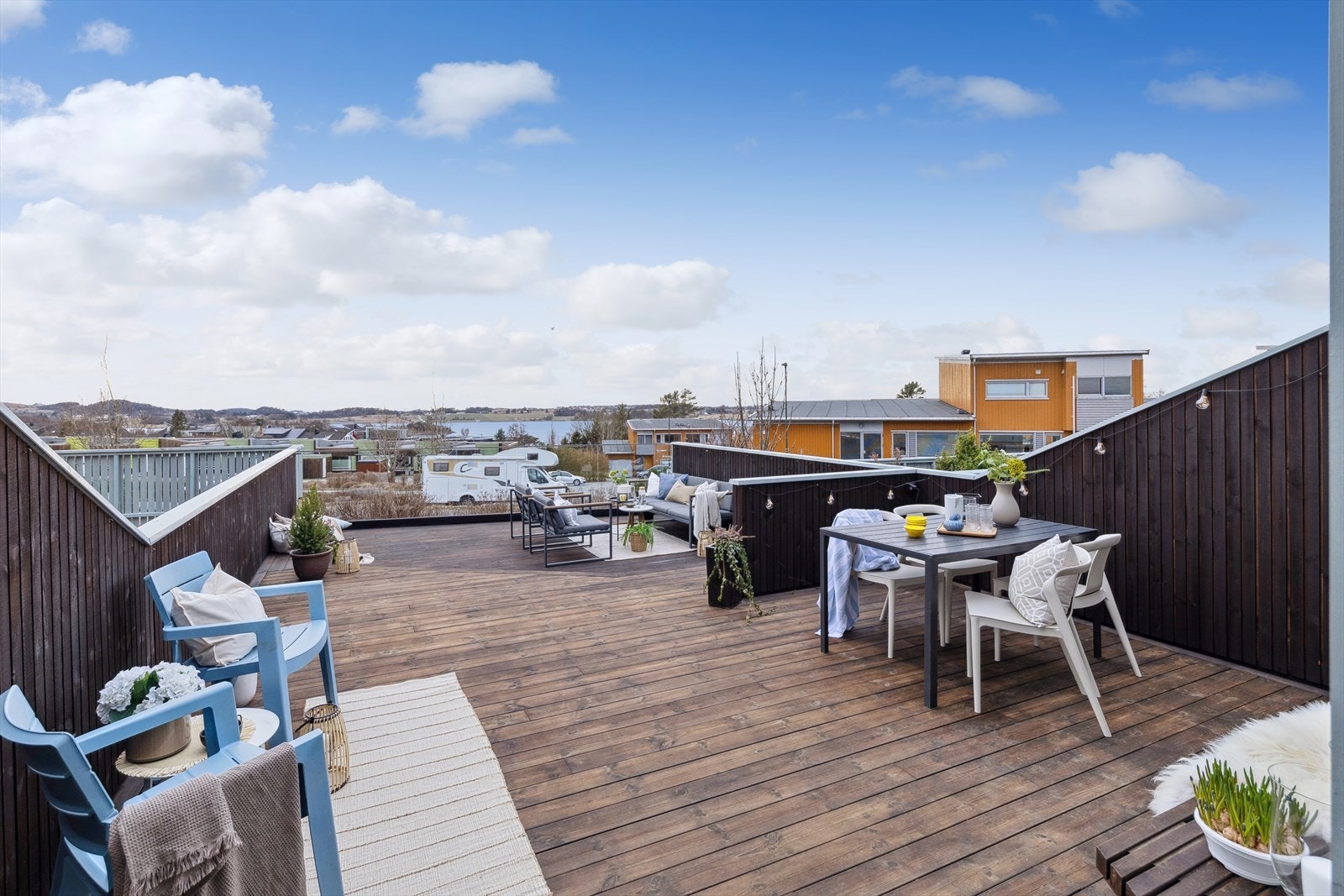 Glass rekkverk gir et åpent og moderne utrykk Galleribilde