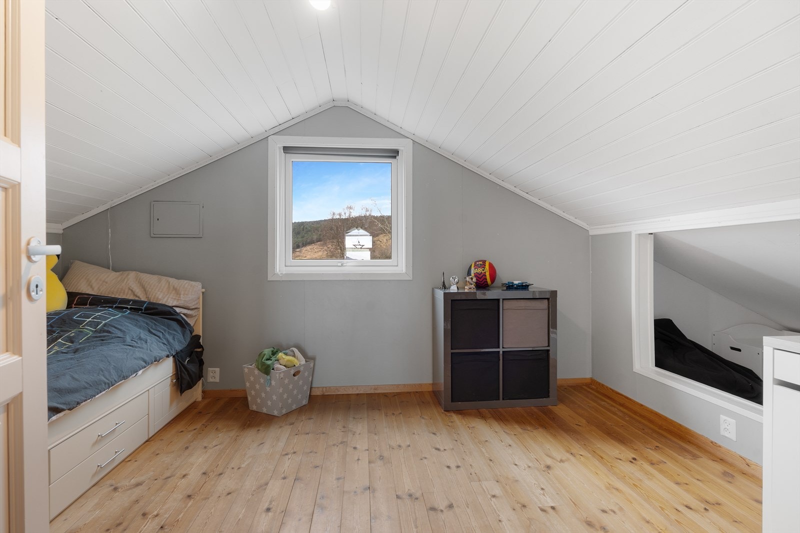 Soverom 1 på loft (ikke godkjent) Galleribilde