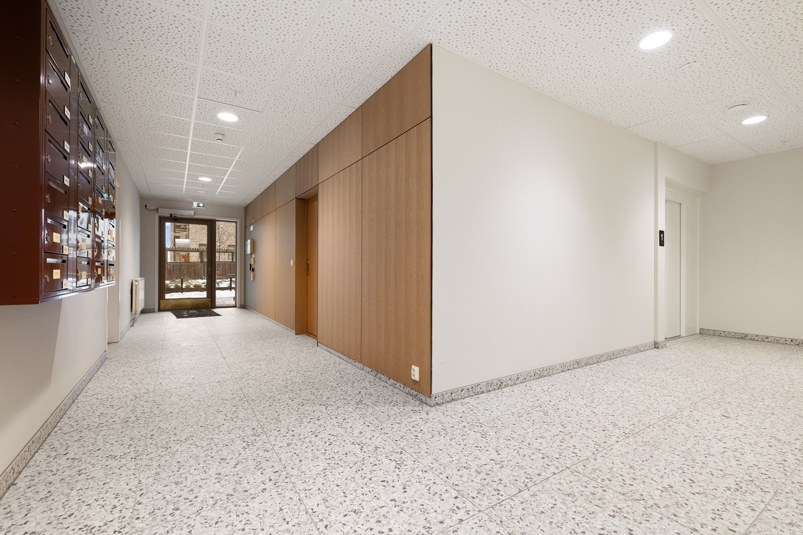 Flott inngangsparti som gir et godt førsteinntrykk. Galleribilde