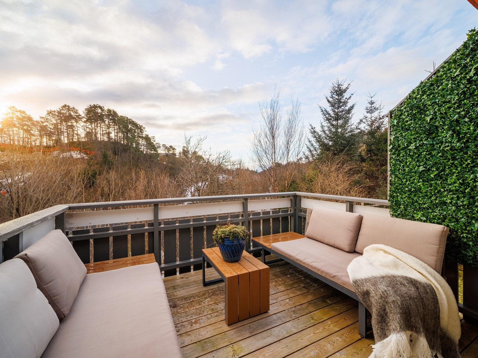 Velkommen til visning i Saksarhaugen 186 - presentert av Stian Yndestad v/Eiendomsmegler Norge Galleribilde