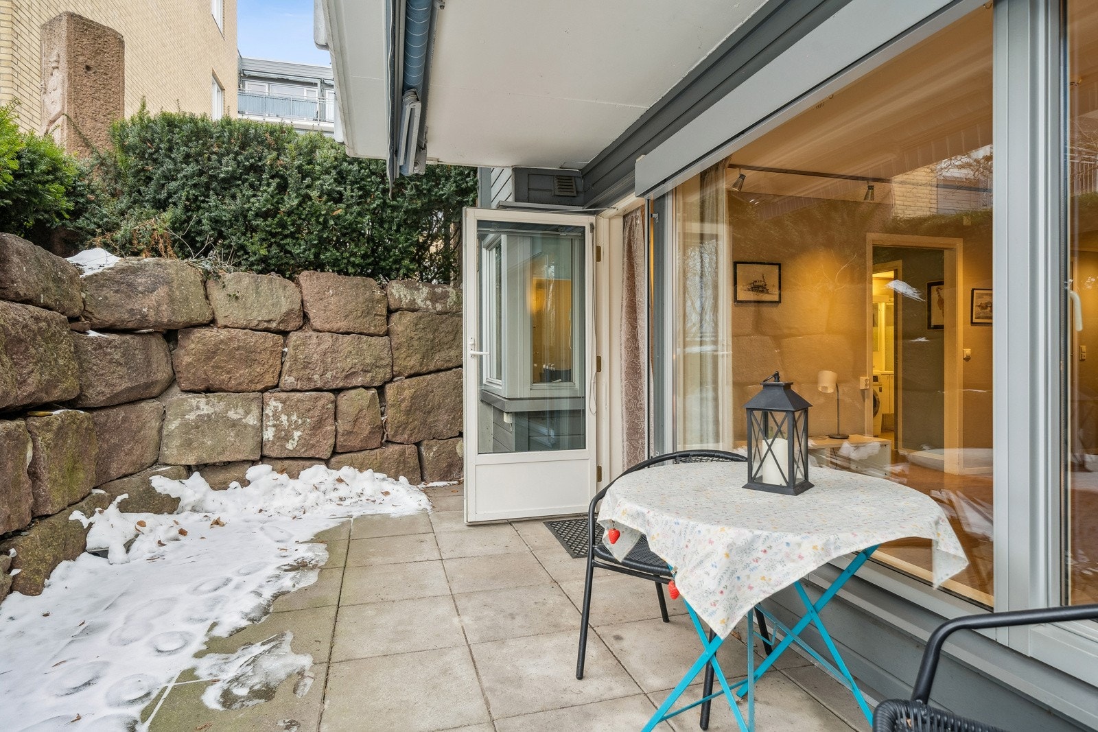 Uteplass Galleribilde