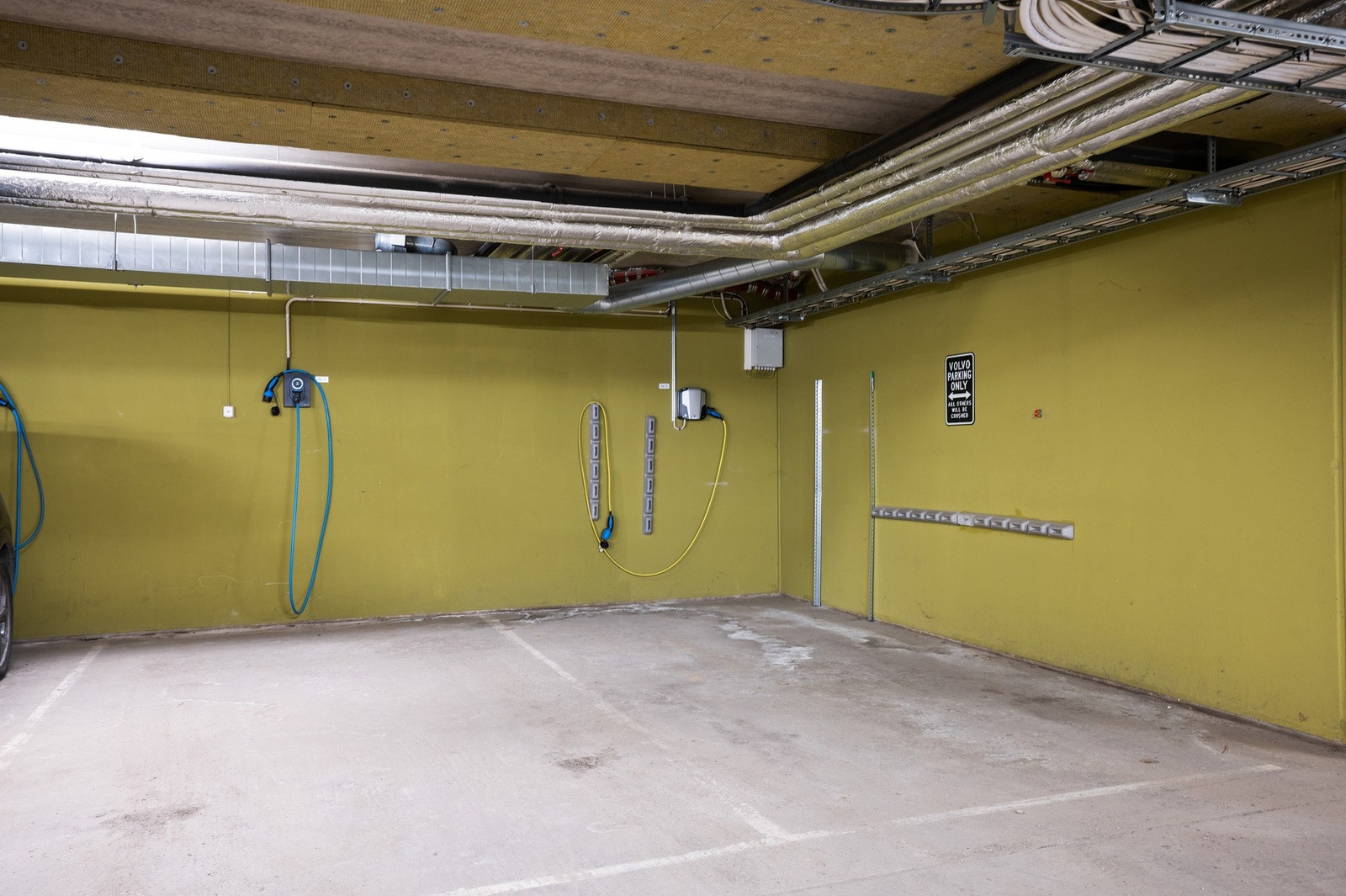 Garasjeplass Galleribilde