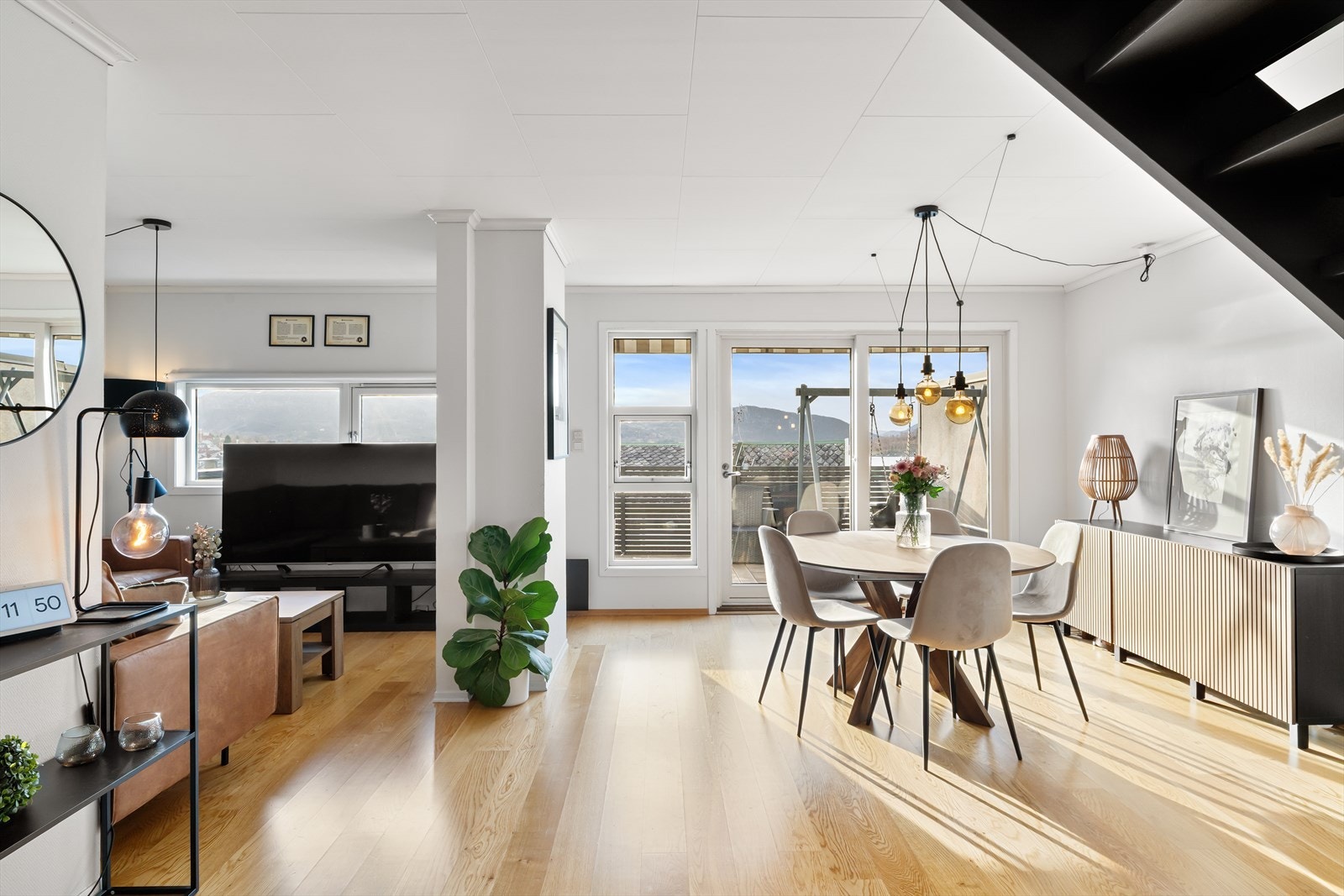 2. etasje / Hovedetasjen - Stue Galleribilde