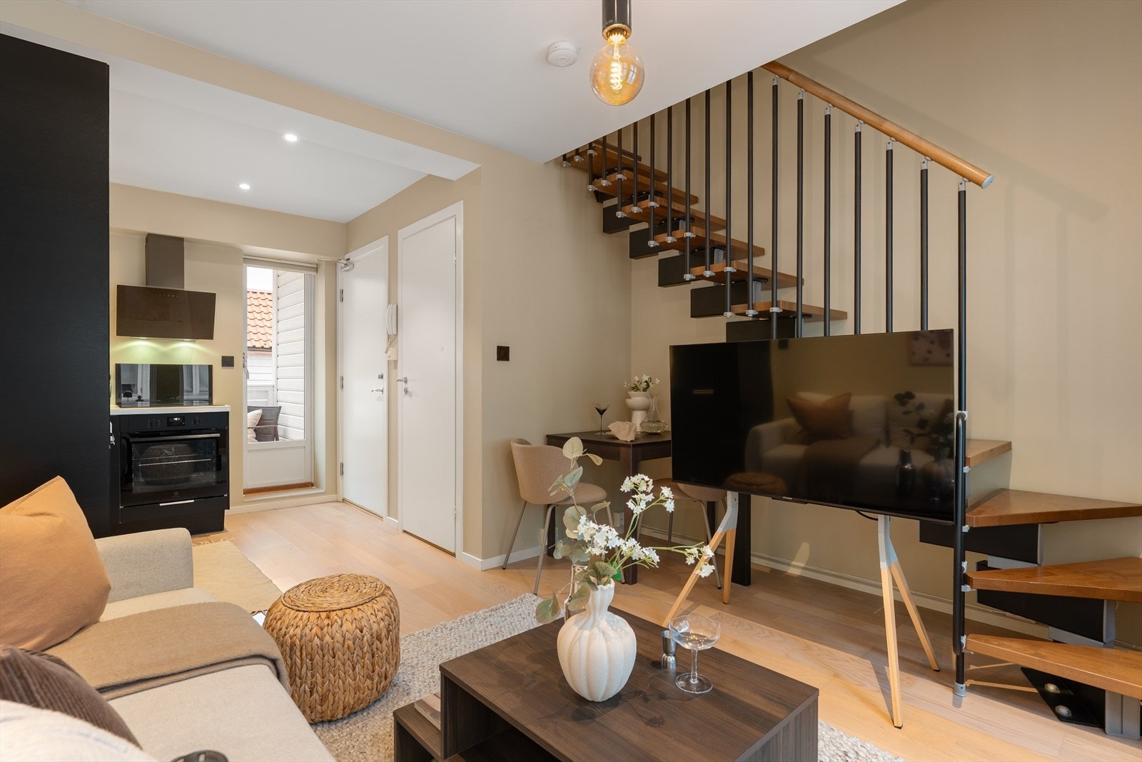 Lille Øvregaten 28F presenteres av Thomas Bull Wingaard - EiendomsMegler1 | Bilder tatt av Imotiv AS Galleribilde