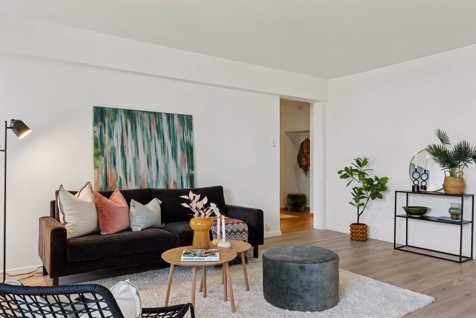 Lys og hyggelig stue. Galleribilde