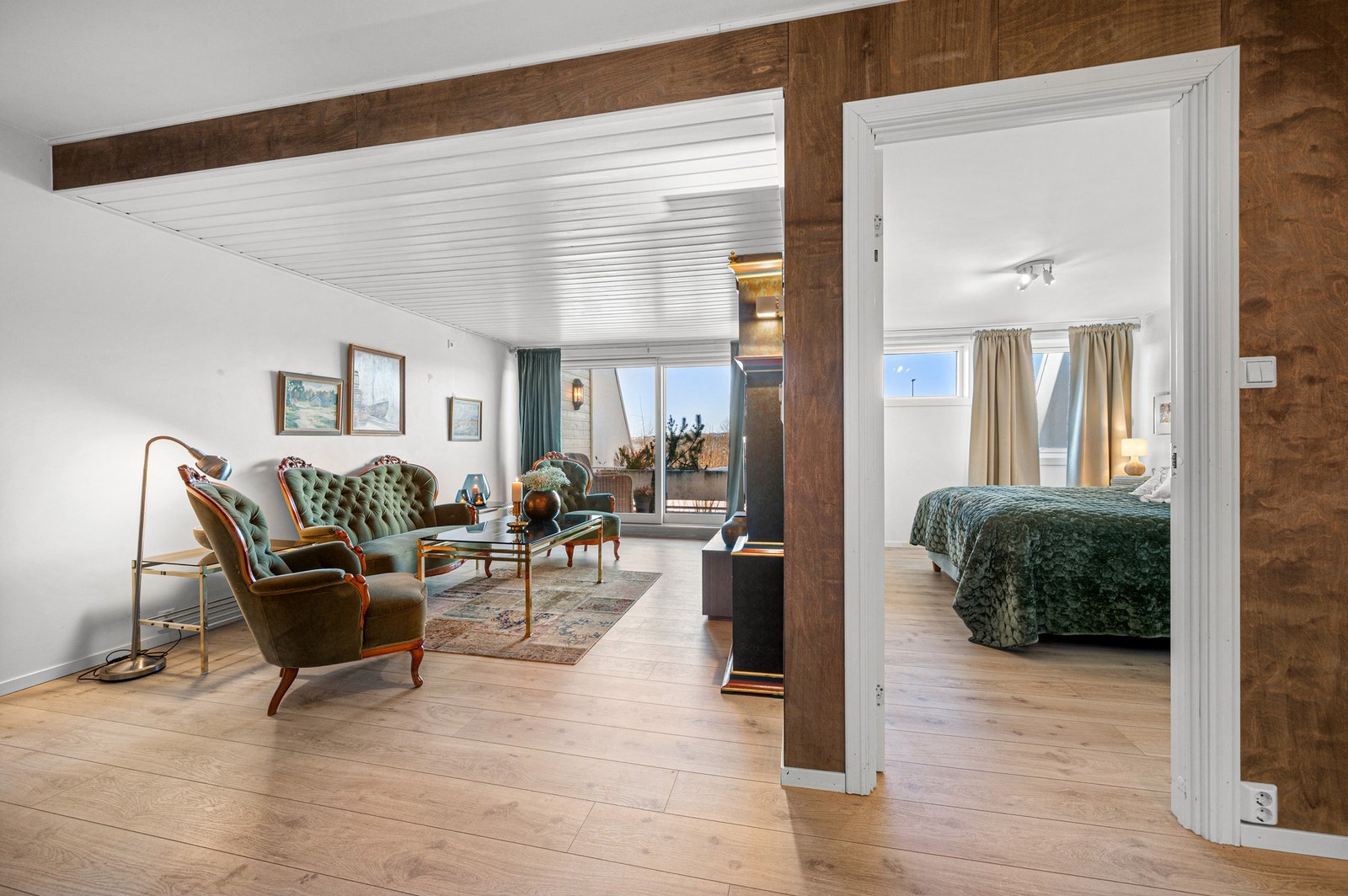 Vinduer og dører ble skiftet i 2023. Galleribilde