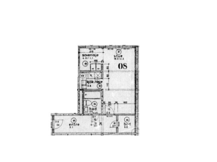 Byggetegninger indikerer lettvegger mellom stue, gang, bod som indikerer enkelt utvidelse av stuen Galleribilde