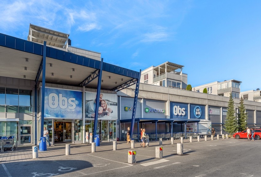 Coop OBS er en av flere butikker i området. Galleribilde