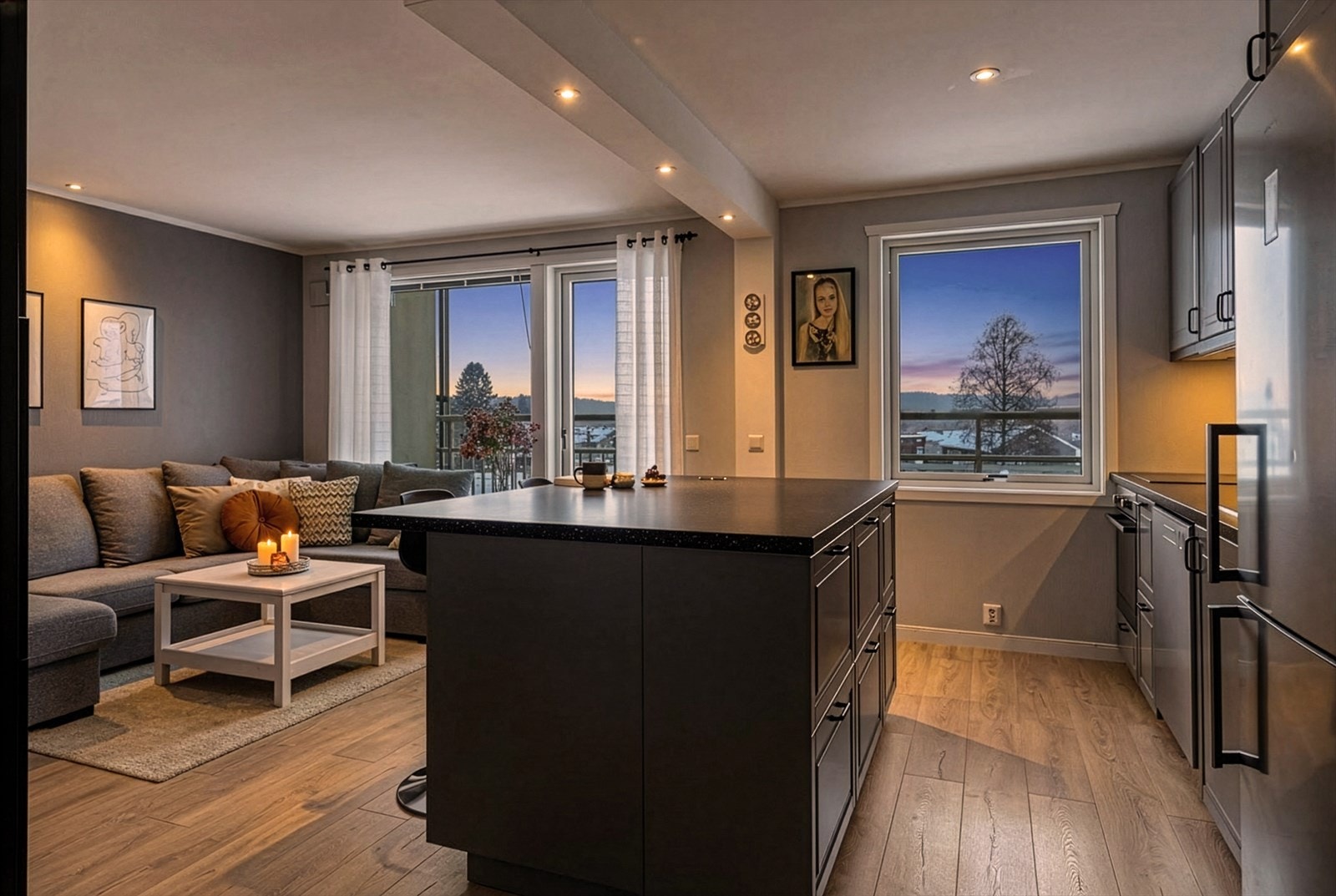 Stue/Kjøkken Galleribilde