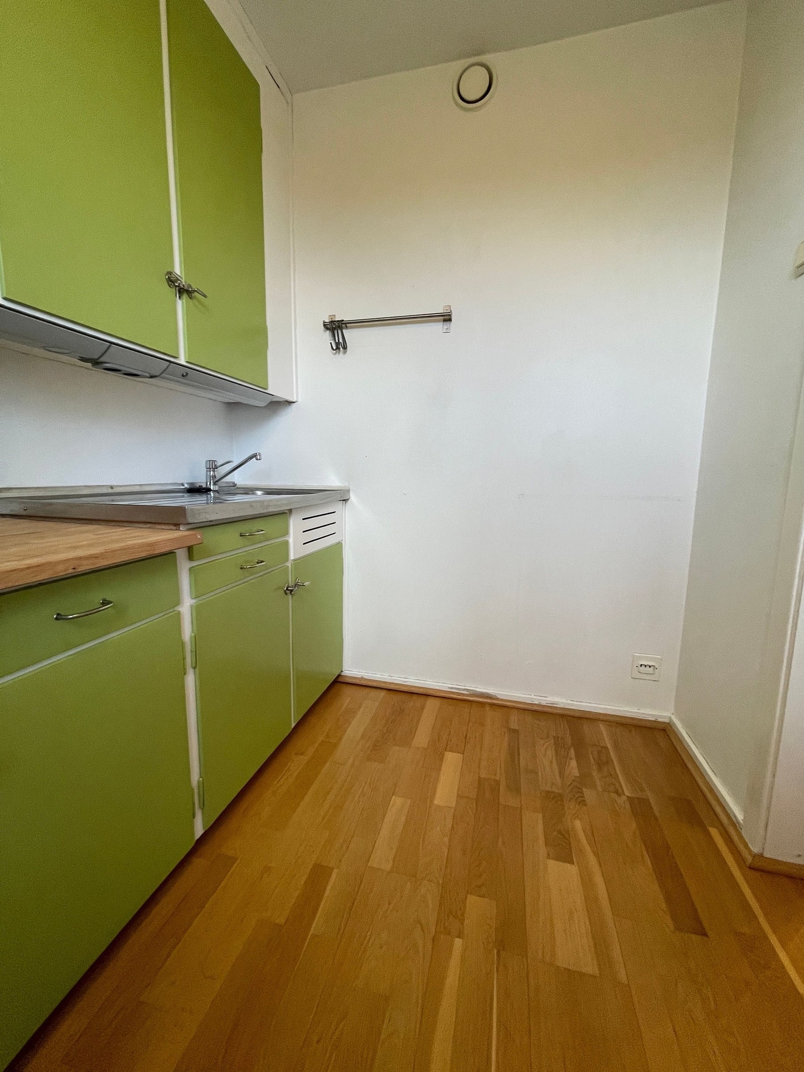 Plass for komfyr. Galleribilde