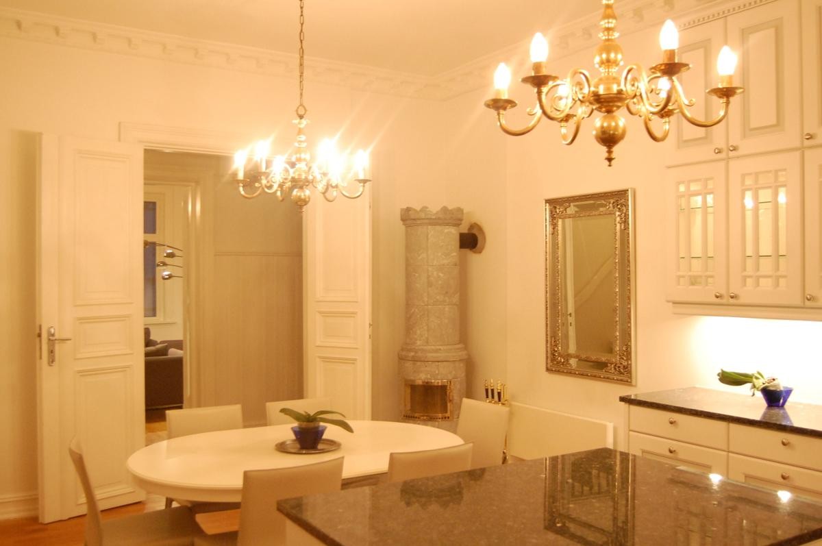 Kjøkken med klebersteinspeis Galleribilde