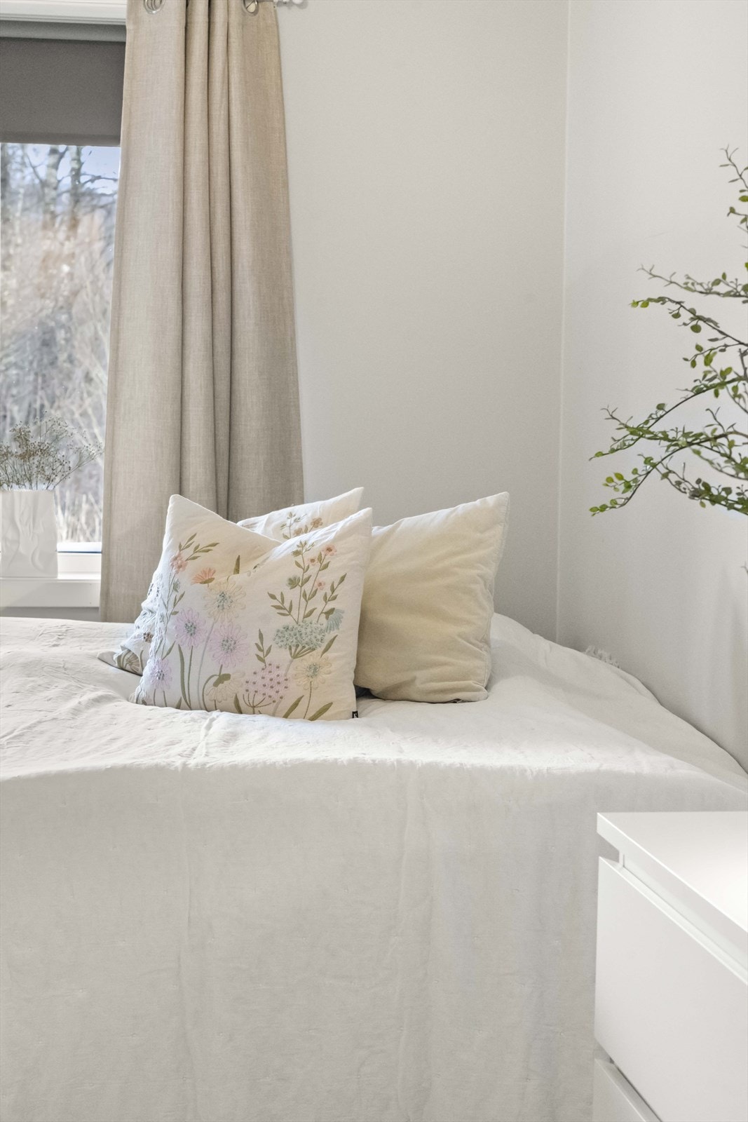 Tv/fiber, fullverdiforsikring og mange av dei kommunale avgiftene er inkludert i felleskostnadane. Galleribilde