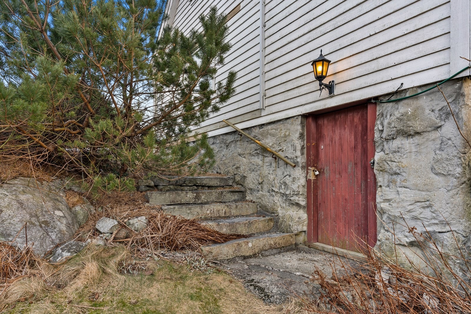 Inngang til kjeller Galleribilde