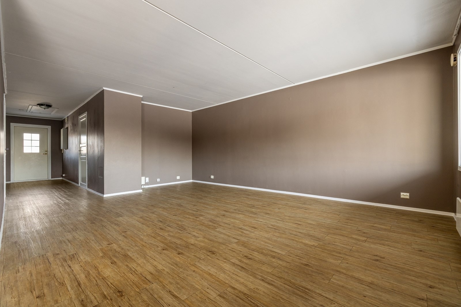 Boligen har elementpipe. Det er ikke montert ildsted. Galleribilde