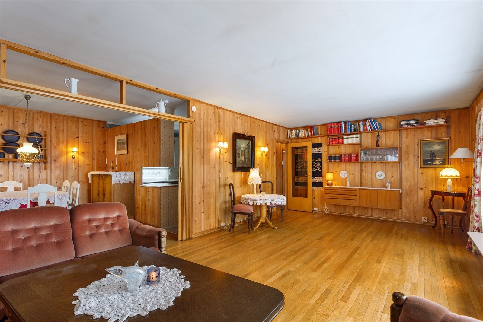 Furusjarm med høy kvalitet fra de glade 70-årene Galleribilde