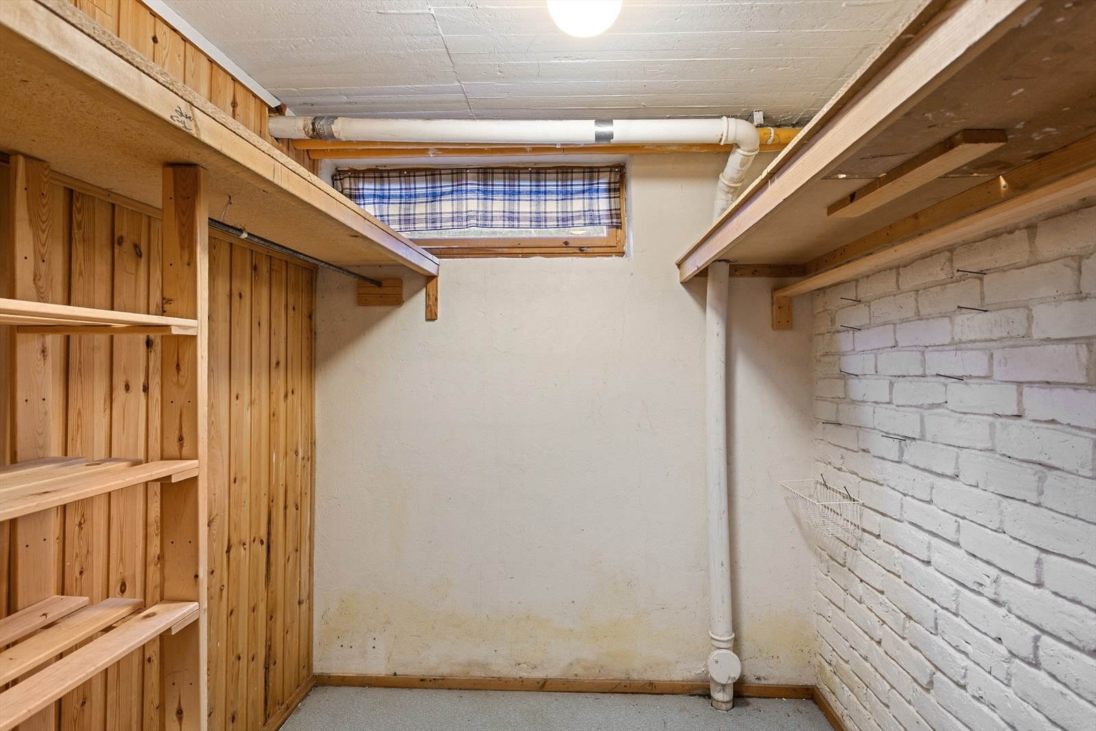 Bod i kjeller 1 Galleribilde