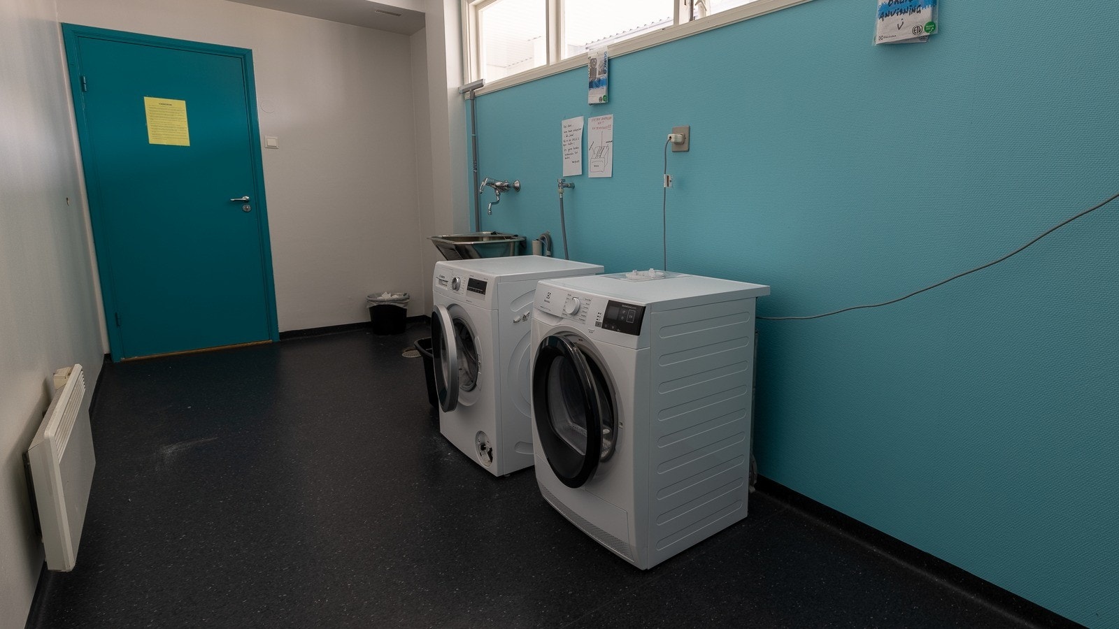 Leiligheten har adgang til felles vaskerom Galleribilde