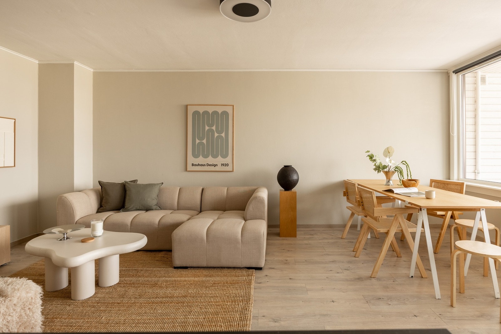 Stuens planløsning er god og enkel å innrede i ulike soner. Galleribilde