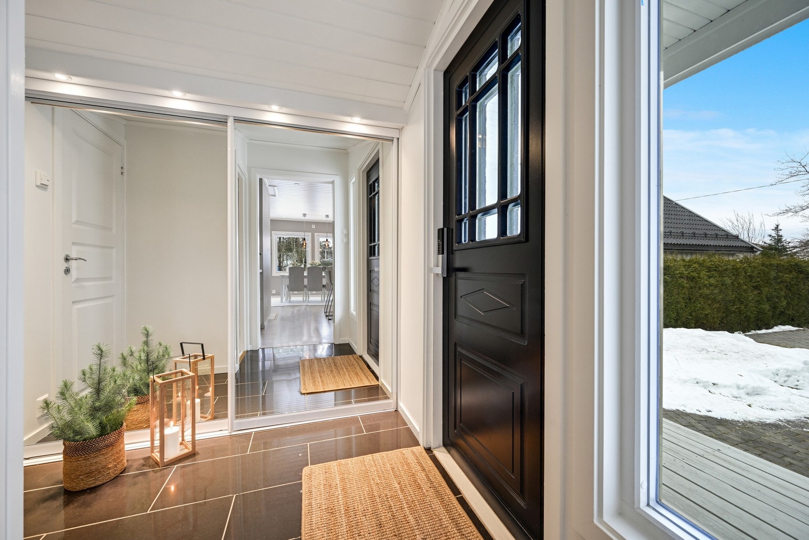 Velkommen inn i en romslig gang Galleribilde