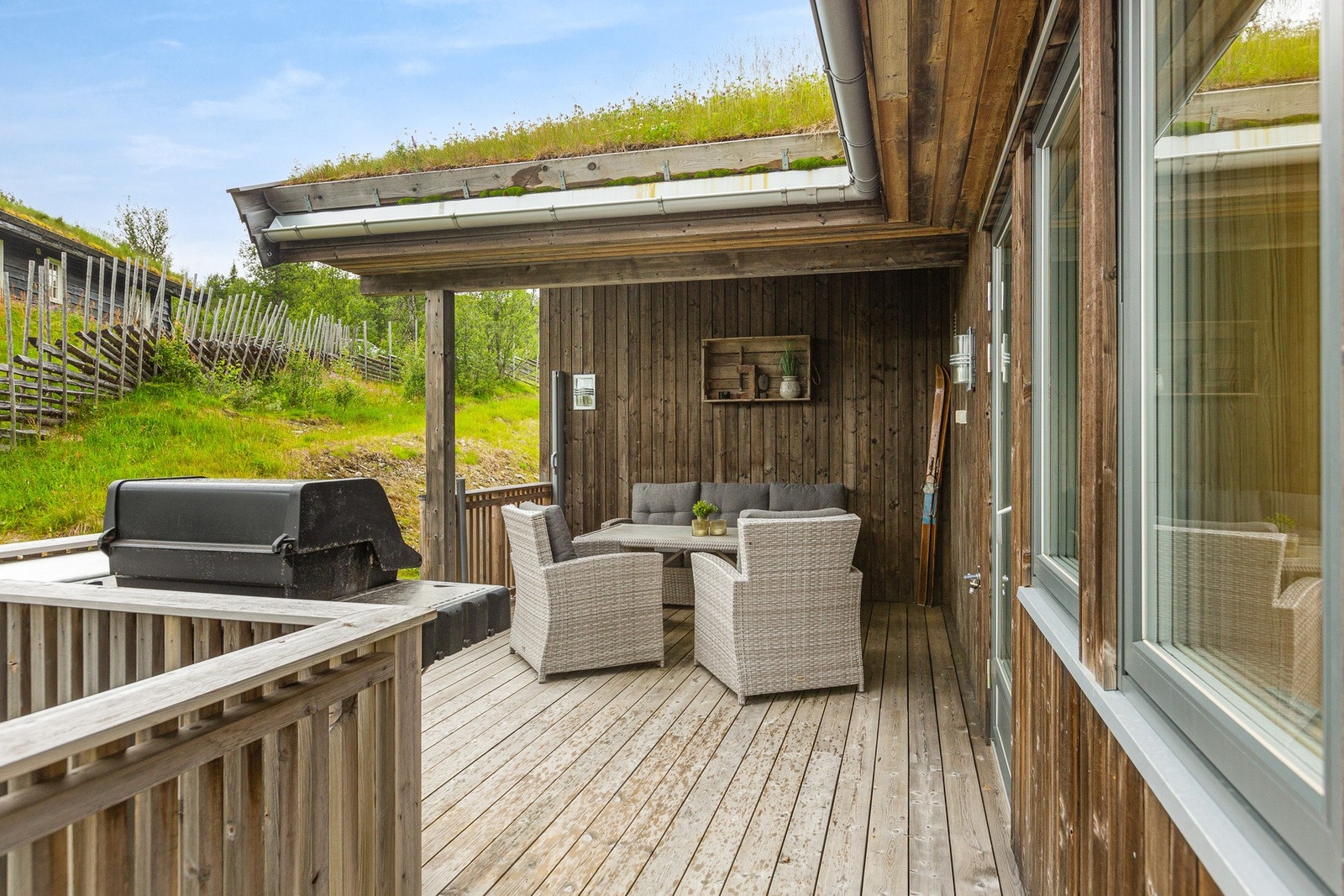 God plass til utemøbler Galleribilde